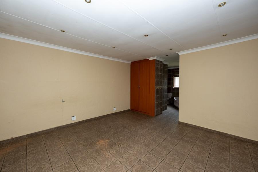 3 Bedroom Property for Sale in Ifafi North West
